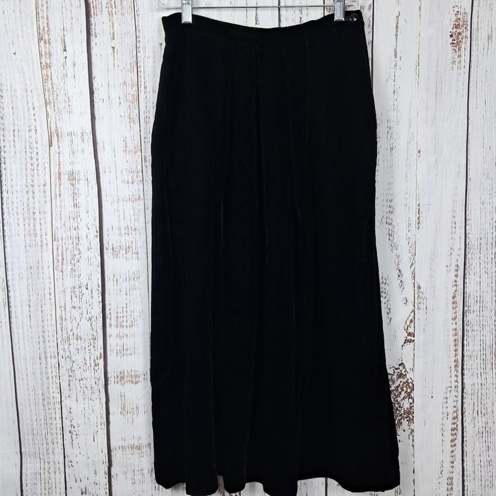 Vintage 70s JOHN MEYER 12 Black Velvet Maxi Skirt Gothic Victorian Dark Romantic